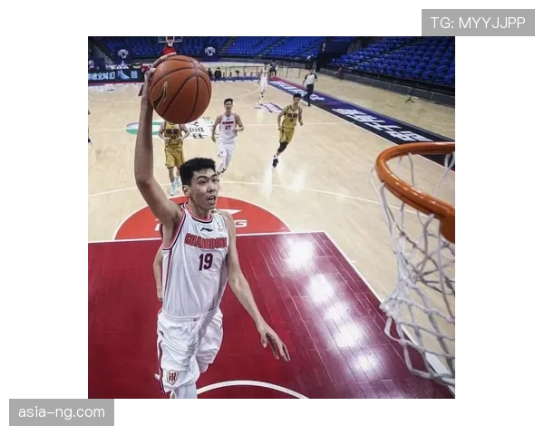 前男篮名宿西热力江点评徐昕：进步很大，收到NBA试训邀请正常
